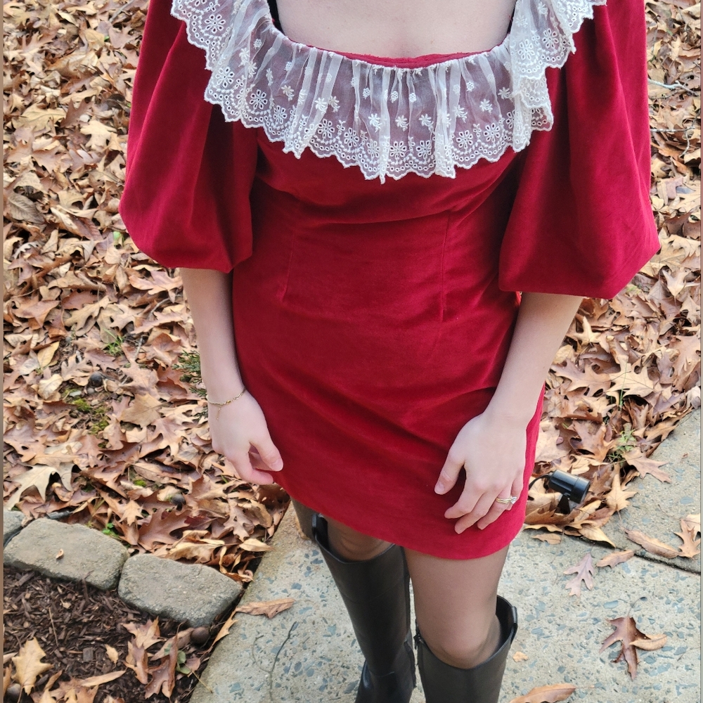 Doen Heirloom Red Velvet Mini Dress with Lace Trim - Picture 9 of 11